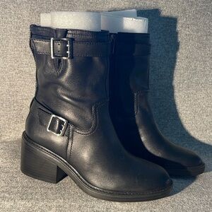 Vince Camuto Vergila Boots. NEW